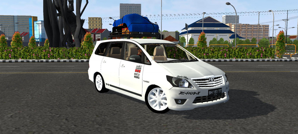Innova 2012 Travel - Gambar 3