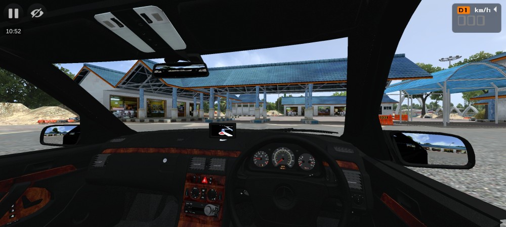 Mercedes Benz E55 AMG - Gambar 3