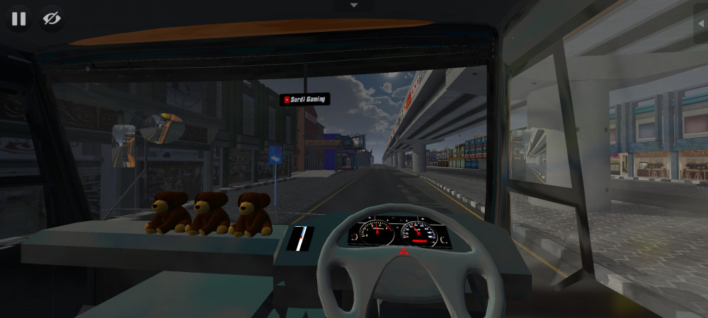 Fuso Engkel Self Loader - Gambar 3