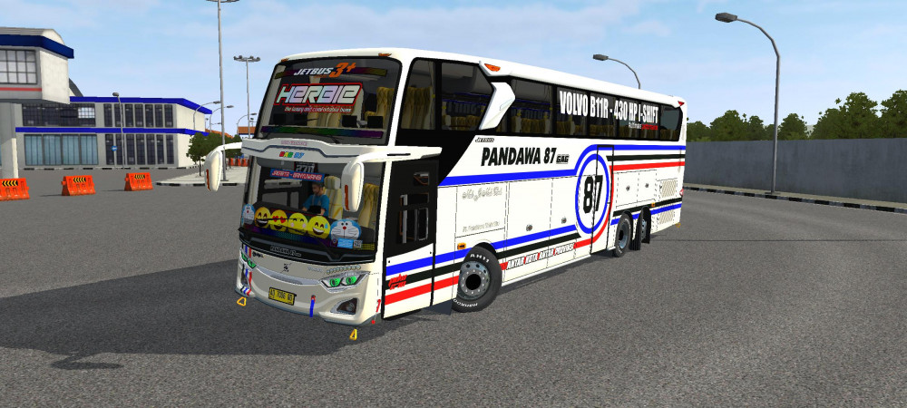 Jetbus 3+ UHD Volvo B11R - Gambar 2